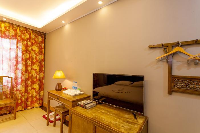 Flower Hotel Chengdu Room photo