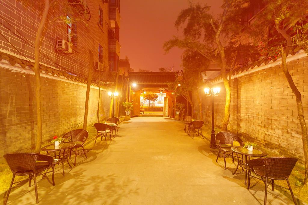 Flower Hotel Chengdu Exterior photo